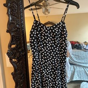 Cute spaghetti strap flowered dress!